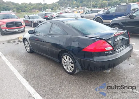 2006 Honda Accord 3.0 Ex z USA, uszkodzony, nr VIN 1HGCM82616A005553